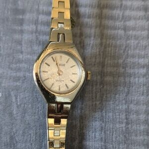 Vintage Women Phasar Sears Roebuck Watch Gold Tone Steel Back Bracelet Band